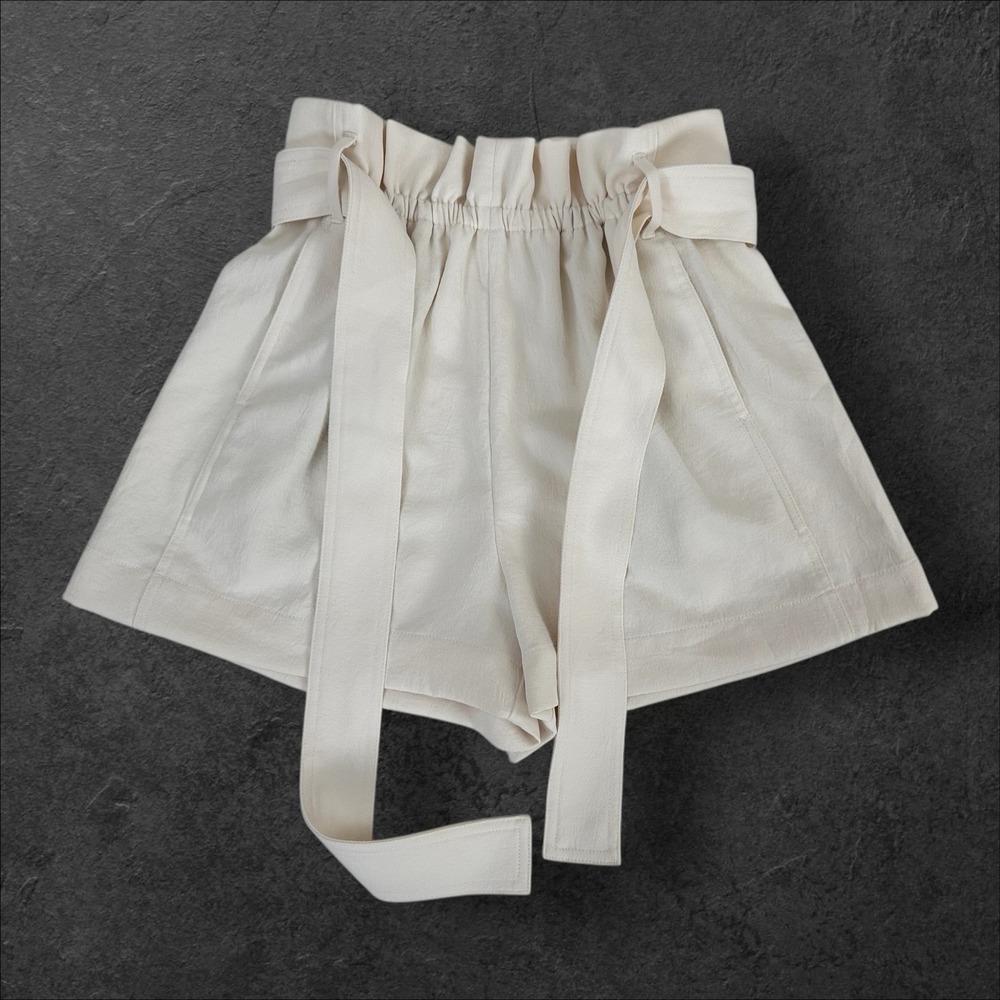 Aritzia Wilfred Paperbag Dress Shorts Womens 8 Ivory Waist High Rise City Work - Picture 2 of 6